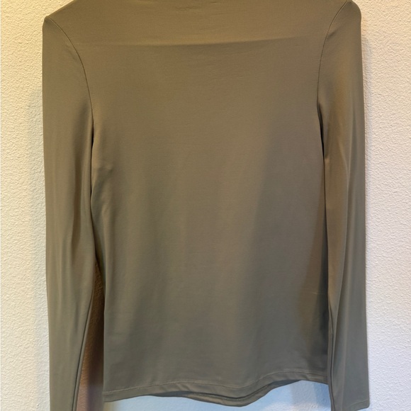 Buckle Olive V-Neck Long Sleeve Blouse - Picture 2 of 2